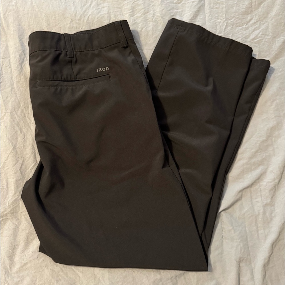 IZOD Golf Performance Material Flat Front Pants Men’s Size 36x30- Black‎